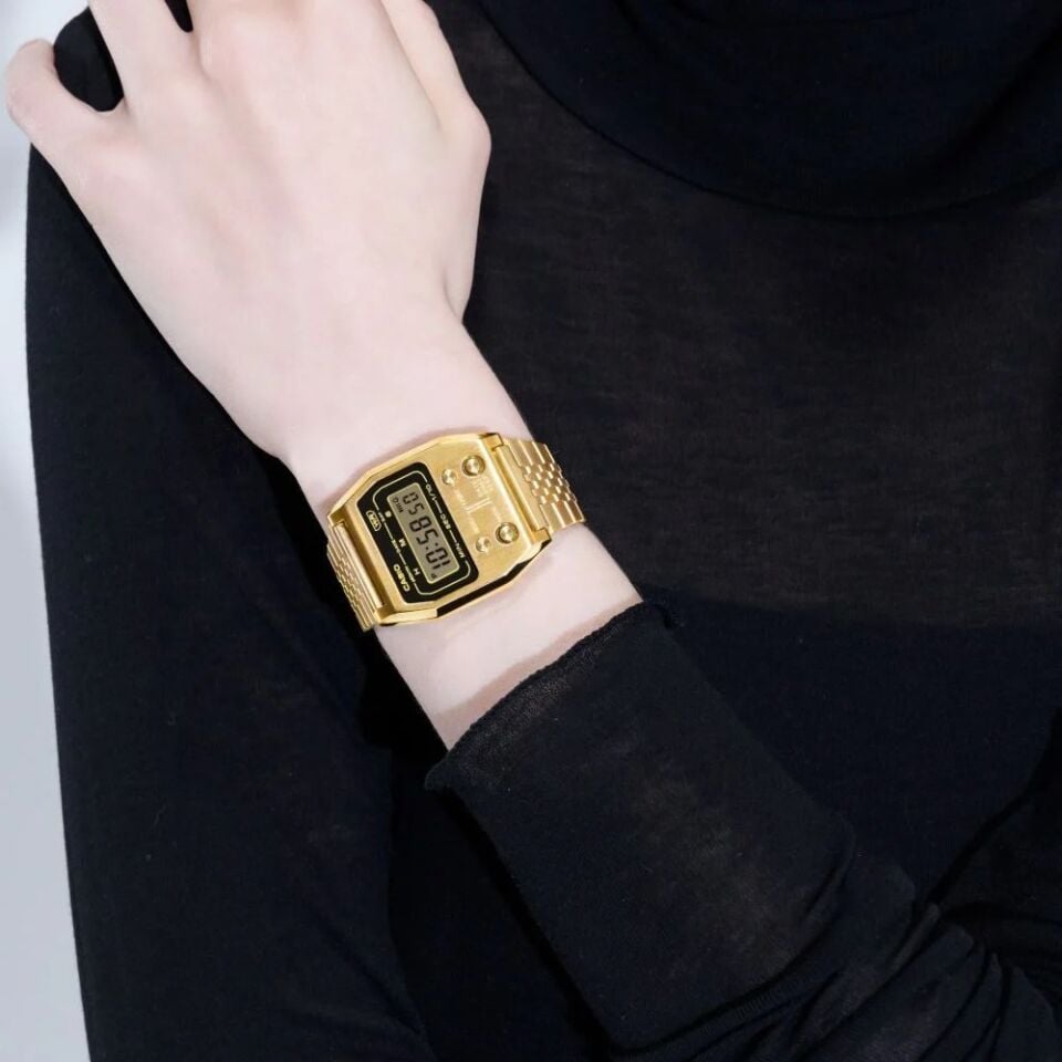 CASIO A1100G-5DF Dijital ERKEK KOL SAATİ