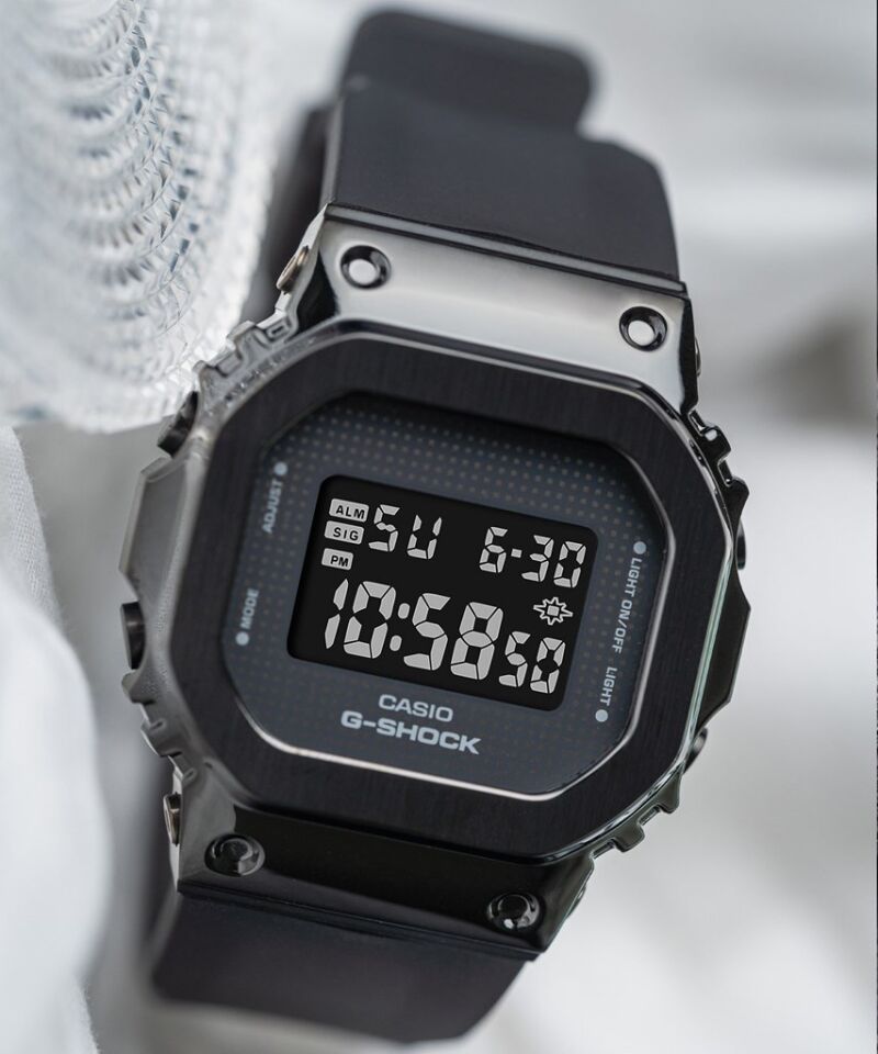 CASIO GM-S5600SB-1DR Dijital UNİSEX KOL SAATİ