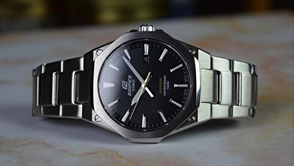CASIO EFR-S108D-1AVUDF Quartz ERKEK KOL SAATİ