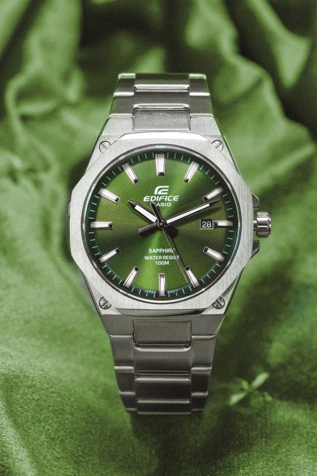 CASIO EFR-S108D-3AVUDF Quartz ERKEK KOL SAATİ