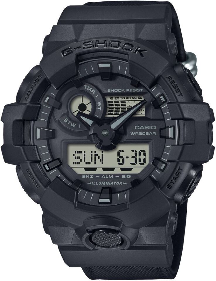 CASIO GA-700BCE-1ADR Quartz ERKEK KOL SAATİ